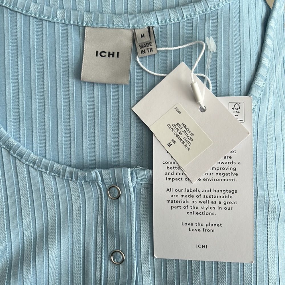 ICHI - SIZE MED - Light Blue - Textured Button - Tank Top - New! - Picture 4 of 4